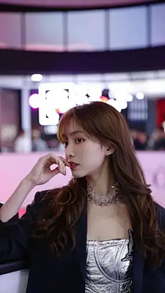 性感美女手机壁纸_万象图片搜索_wanxiangsucai.com