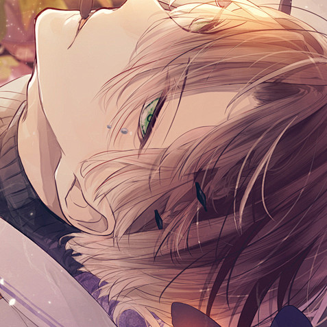 毫无防备的性感刚睡醒的男子特辑被闹钟叫醒躺在温暖的床上有些发呆刚