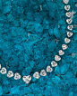 55.2克拉，D-G色，VS1-SI1净度的钻石项链，1枚 估价约港币＄2,540,000-2,800,000@北坤人素材