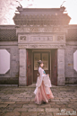 #汉服摄影##汉服日常##带着汉服去旅行# 
我的第一套汉服照片
～清明梦～
摄影@松溪大曲 
妆娘@庭园满香花花香满园庭 
服装@清辉阁步光
#汉服摄影大赛#@重回汉唐汉服店