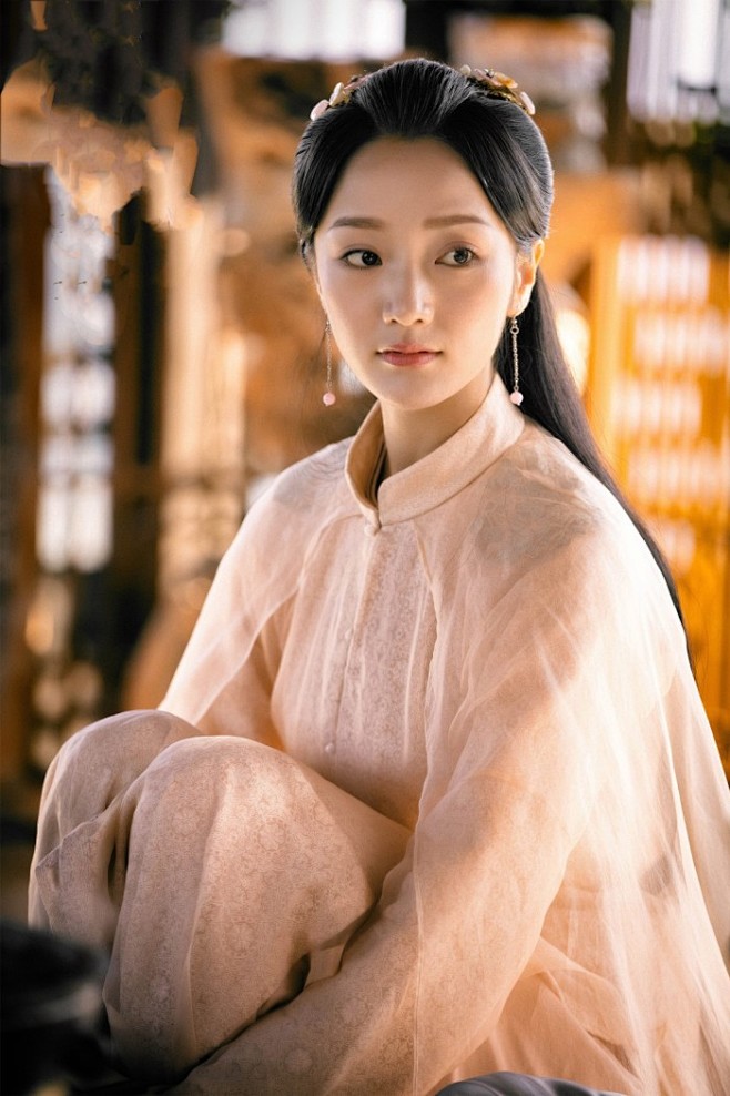 洋气妮°从苹果树上的馒头转采于2018-08-07 19:02:26肖燕  招摇古装