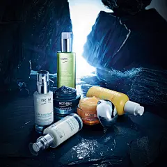 化妆品瓶器摆放 膏体造型拍摄 彩妆造型设计 色彩色调 排版设计 料体颜色 创意摄影 化妆品主图 创意图 产品摆放 特效融合高端化妆品 产品合成背景 海量平面素材尽在 -----&gt;@鸡动了