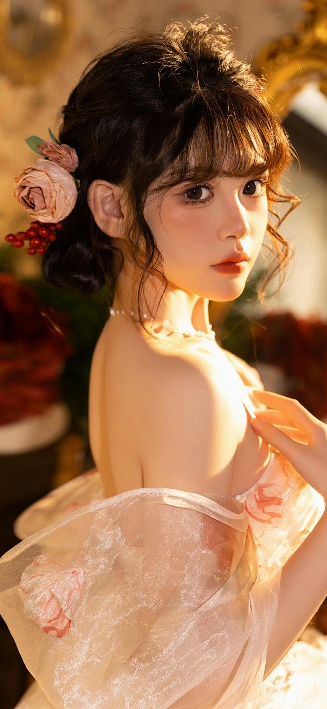 油画少女
采集@别致的七
cr：奶油栗子