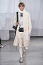 OAMC Spring 2020 Menswear Fashion Show : The complete OAMC Spring 2020 Menswear fashion show now on Vogue Runway.