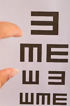 视力表护眼爱眼日近视眼摄影图
