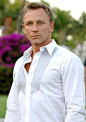 Daniel Craig