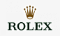 全球20个奢侈品牌LOGO背后的故事The Rolex – Crown（皇冠）

Rolex（劳力士） 是瑞士著名的手表制造商，前身为 Wilsdorf and Davis（W&D）公司，由德国人汉斯·威斯多夫（Hans Wilsdof）与英国人戴维斯（Alfred Davis）于1905年在伦敦合伙经营。1908年由汉斯·威斯多夫在瑞士的拉夏德芬（La Chaux-de-Fonds）注册更名为 ROLEX 。

劳力士最初的手表标志设计为一只伸开五指的手掌，它表示该品牌的手表完全是靠手工精雕细琢