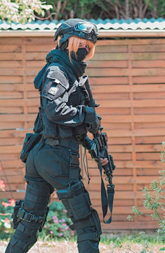 蓝框警告采集到特种部队素材