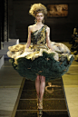 Guo Pei Spring 2017 Couture Fashion Show : The complete Guo Pei Spring 2017 Couture fashion show now on Vogue Runway.