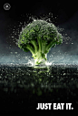 Big Bang Broccoli : Often the truth doesn’t get sold because it hasn’t got a logo, no commercial story. So we took on the challenge to shoot a guerrilla photo/film campaign making the infamous broccoli look awesome and turn it into the most wanted vegetab