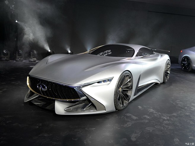 英菲尼迪GranTurismo 2015...