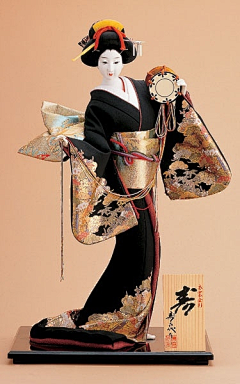 黑猫与瓷采集到服饰-日式