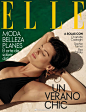 模特Isabeli Fontana登上西班牙版《ELLE》2022年7月刊封面 By JuanKr，“Un verano chic”｜造型：Mickael Carpin。