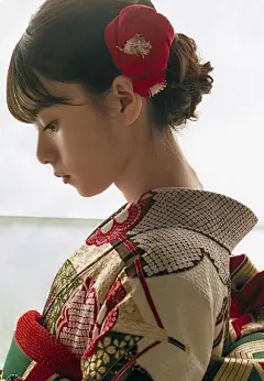 头像/女头像/头像插画 人像绘画参考
花瓣关注原画人，推荐更多精选素材，绘画更有灵感
