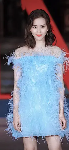 壁纸-气质女神刘诗诗_一米壁纸_2022年08月29日_微头条-今日头条