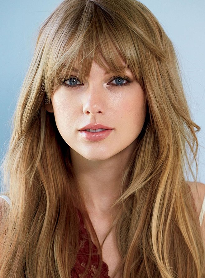 Taylor Swift
(Zoom i...
