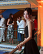 组图：宋慧乔法国巴黎参加晚宴 黑裙造型简约优雅 : 韩国女艺人宋慧乔在SNS发布一组她在法国巴黎拍摄的照片，吸引了广大粉丝的目光。