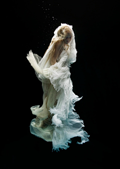 猿籽蛋采集到FINE ART 【】Zena Holloway【】