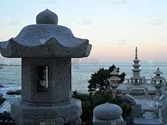 石灯、宝塔映海天黄昏