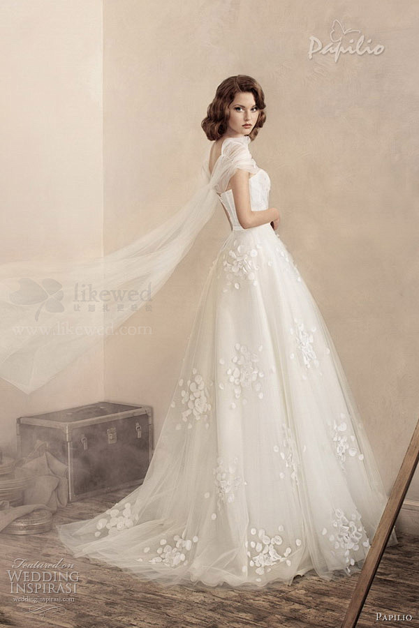 Papilio Wedding Dres...