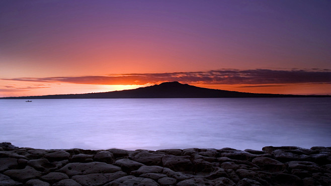 01608_layeredsunrise...