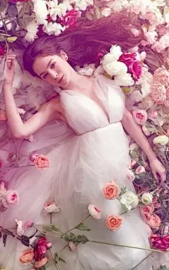 手捧花束的美女手机壁纸 第7页-ZOL手机壁纸
