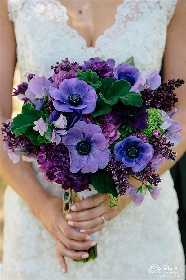 紫色新娘捧花 奢华烂漫