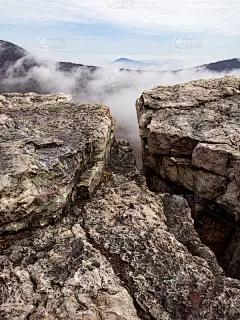 山峰，顶峰，岩石，石崖边缘