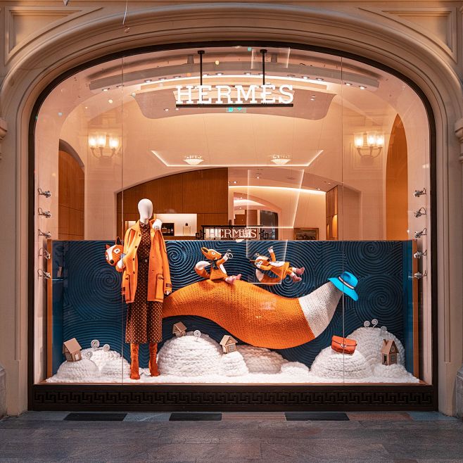 Hermès 古姆商场品牌橱窗