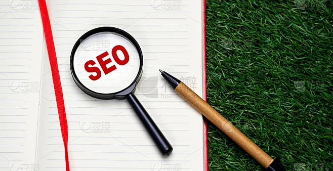 Word SEO -搜索引擎优化写在笔记本上的红字