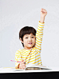 2012韩国清爽漂亮可爱儿童网页素材---酷图编号961030