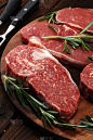 牛排,干的,生食,肉眼牛排,肉,垂直画幅,刀刃,图像,肉片,桌子