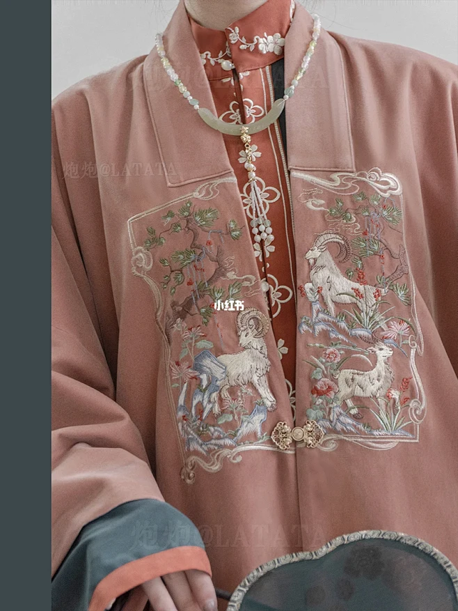 明｜少见的配色+1，走秀款真不戳吖