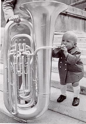 tiny tuba player