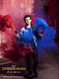 《蜘蛛侠：英雄归来》首曝动态海报！荷兰弟Tom Holland扮演的彼得·帕克亮相街头！ ​​​​