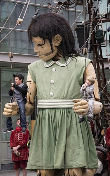 法国国宝级大型木偶剧团royaldeluxe小人国的既视感