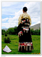 引用 ［原创摄影］康巴地区藏族服饰（妇女组18p） - 快乐的老顽童（A）的日志 - 网易博客