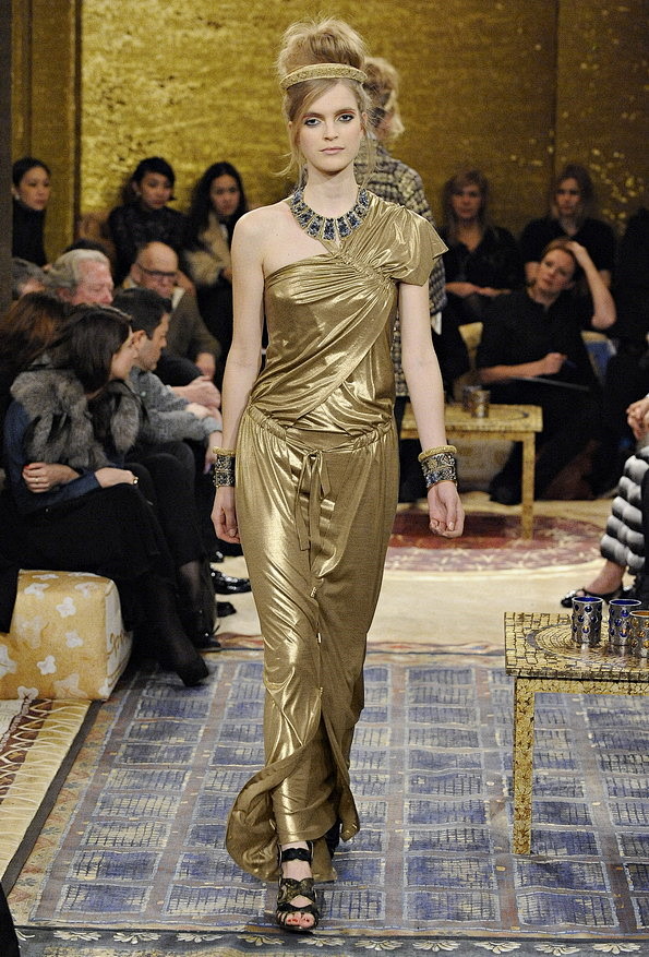 CHANEL 2010-2011“巴黎-...