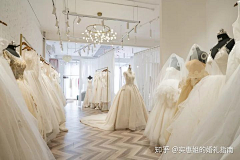 路上的采集到婚纱