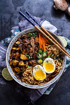 zeronero采集到noodle