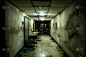 这是精神病院被遗弃的暗室