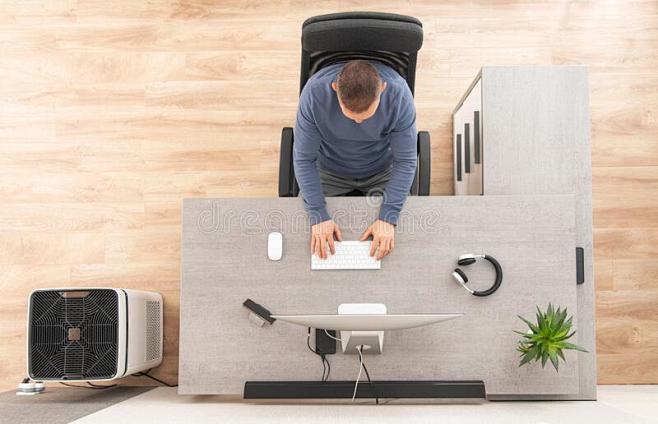 home-office-worker-f...