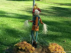趣味秋天 稻草人与南瓜 稻草人图片壁纸 Desktop Wallpaper of Halloween scarecrows壁纸 万圣节稻草人与南瓜壁纸 万圣节稻草人与南瓜图片 万圣节稻草人与南瓜素材 节日壁纸 节日图库 节日图片素材桌面壁纸