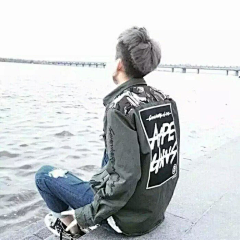 莫晓碎采集到来，摆个Pose