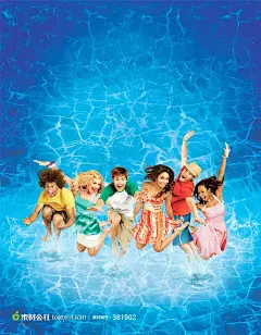 舞动的青春唯美电影海报