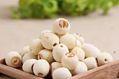 莲子应该怎么吃 莲子的正确食用方法_中华养生