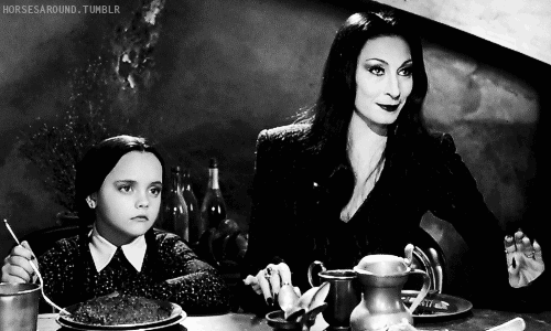 Wednesday Addams-花瓣网