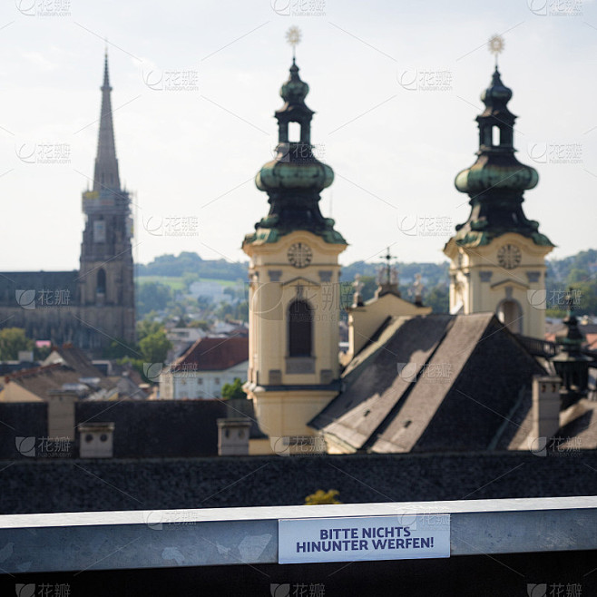 林茨城市景观与Alter Dom(旧大教堂)，林茨，奥地利