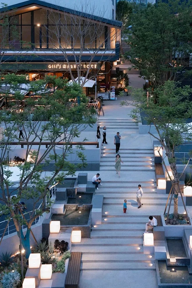 麓湖潮流商业街区-花瓣网
