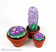 Painted rock flowers